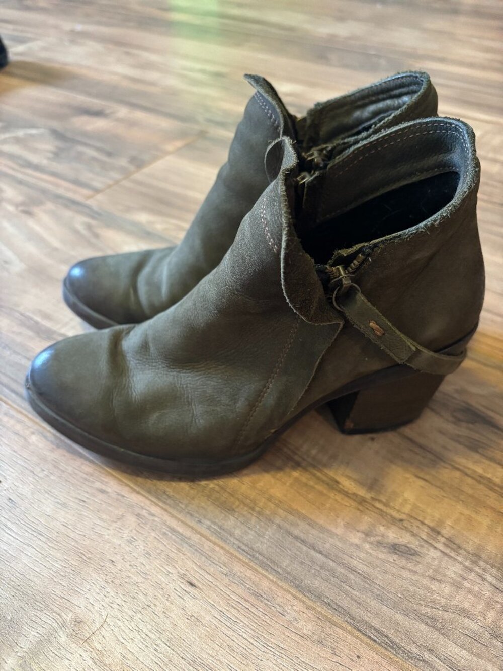 Ethem Army Green Ankle Booties with Zip Sides Size 36